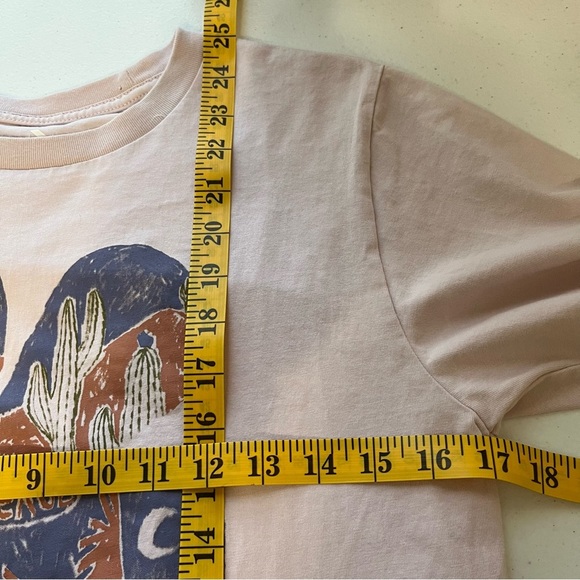 Converse Women’s Pink and Blue Graphic Short Sleeve Tee Desert Design - Picture 6 of 7